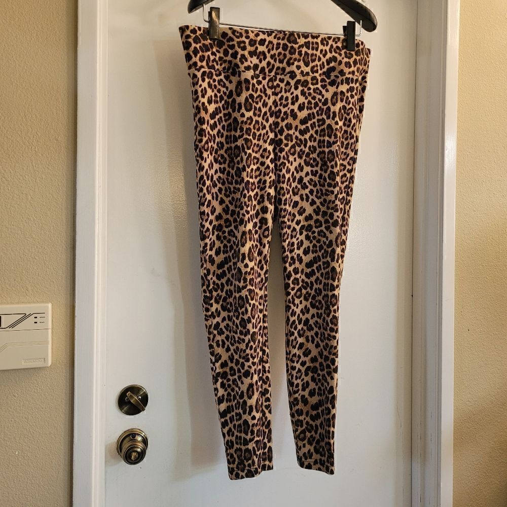 Torrid leopard print pixie pants - image 4
